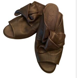 🔥RARE🔥Shoto Bow Slide Leather Grey/Brown Size IT 37 US 6.5/7